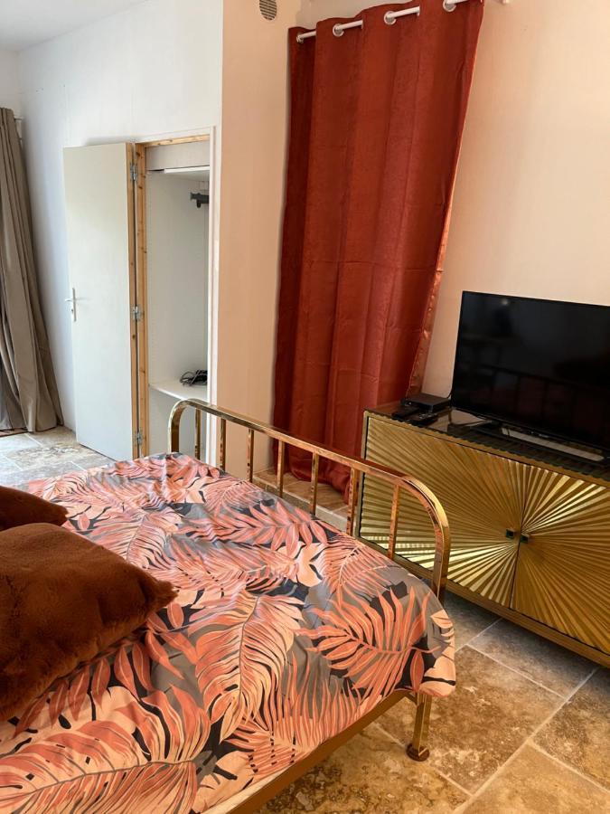 Villa Chaton LʼIsle-sur-la-Sorgue Екстериор снимка